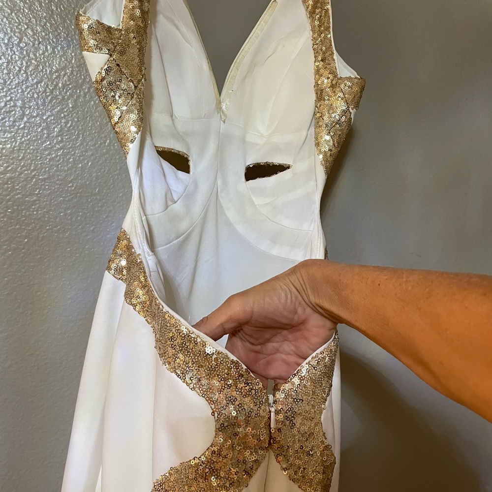 FAVIANA White and Gold Prom Dress / Size 4